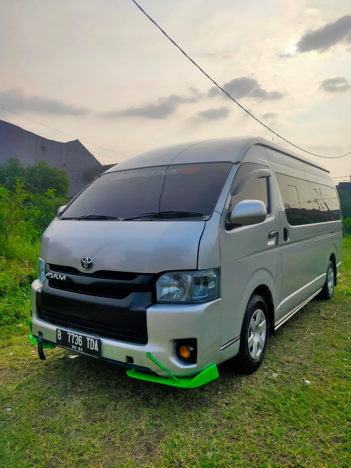 sewa hiace jakarta murah