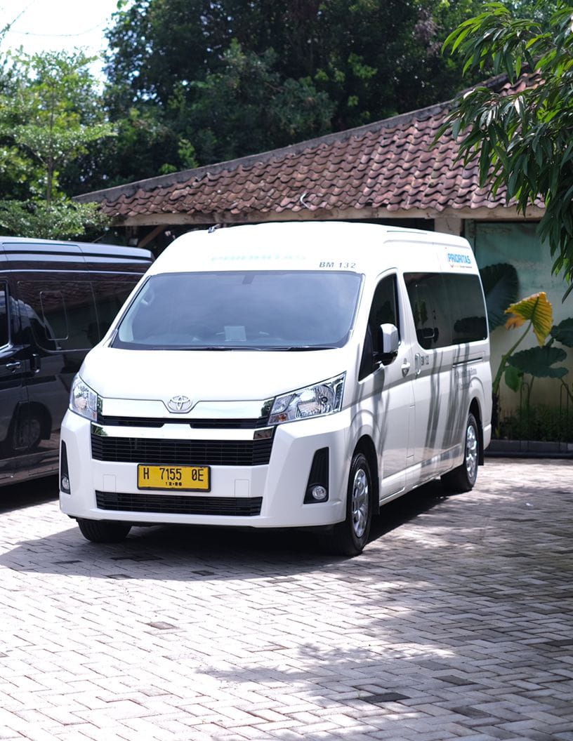 sewa hiace jakarta murah